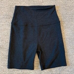 Beyond Yoga Biker Shorts Medium Black High Waisted Lounge Yoga Activewear